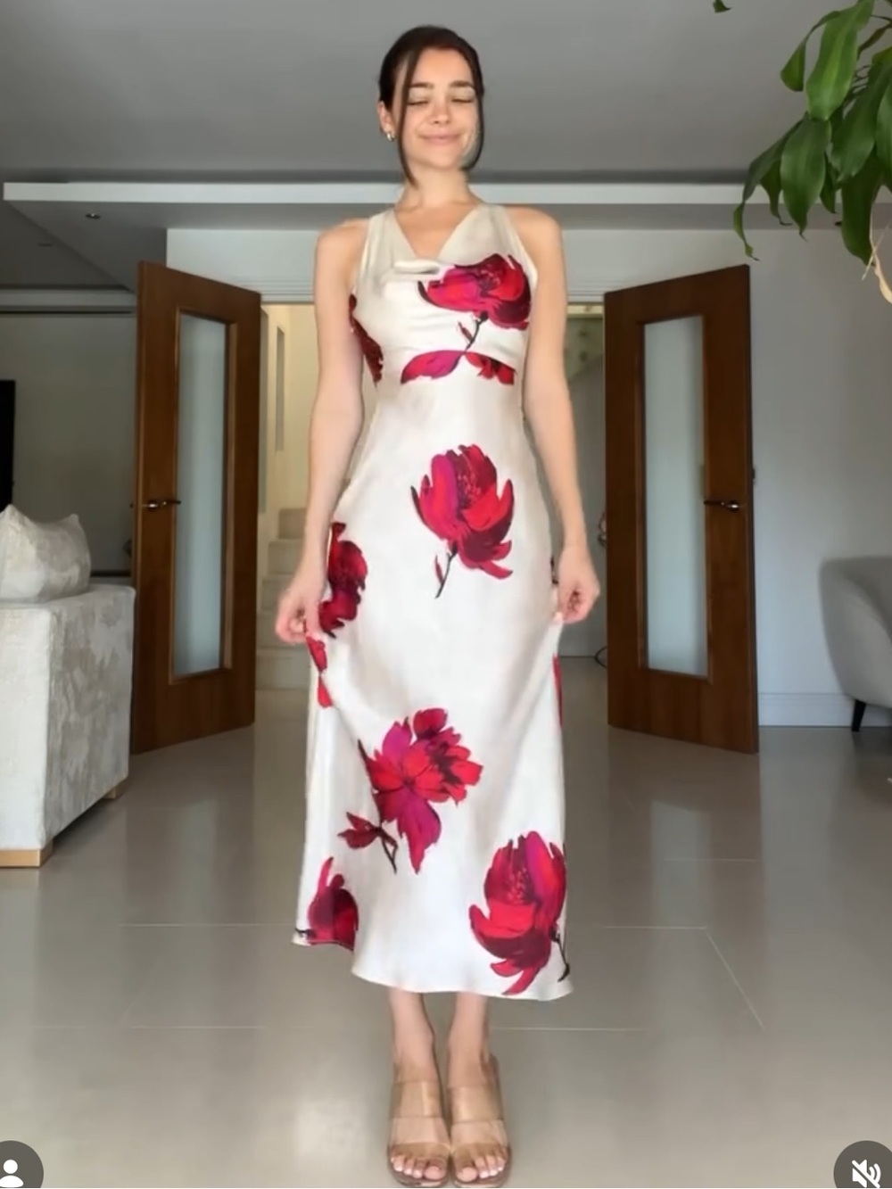 VIRAL 🎄NEW ZARA SATIN PRINT BOHO DRESS SIZE S
🚨FIRM PRICE NO DISCOUNT - Picture 9 of 13